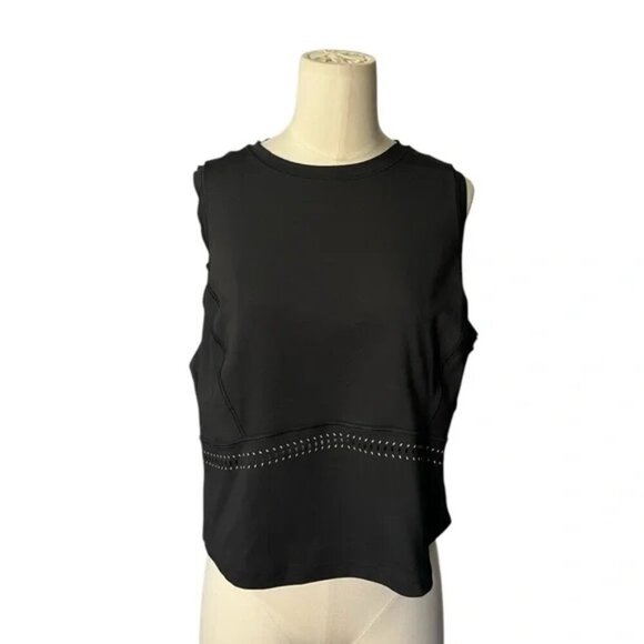 ATHLETA - Black LEVITATE CROP TANK 1 EXTRA LARGE - Picture 4 of 6
